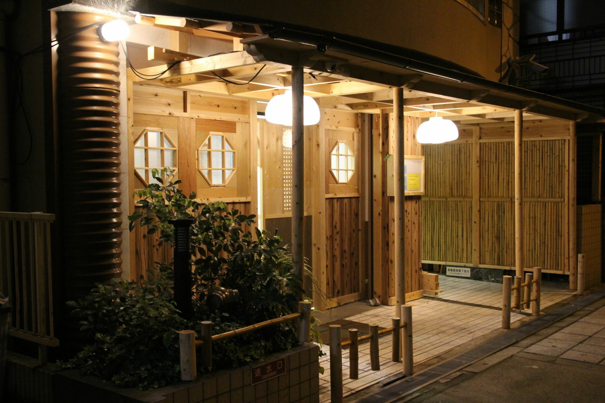 Ryokan Sinsekai - Tourpalace Osaka Exterior photo